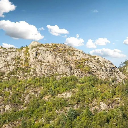 Modern Penthouse In Sandviken 公寓