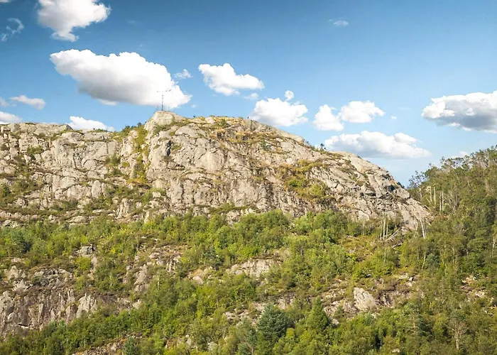 Modern Penthouse In Sandviken 公寓