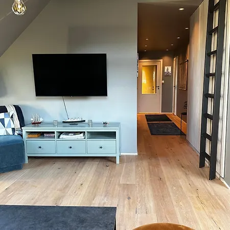 Modern Penthouse In Sandviken Daire